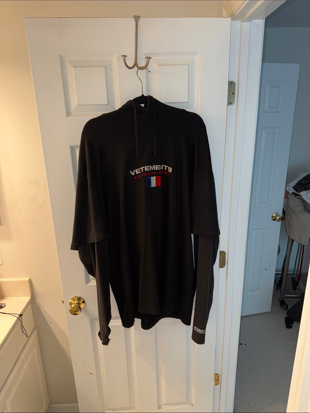 Vetements French Flag 🇫🇷 Hoodie
Preowned XL $465
